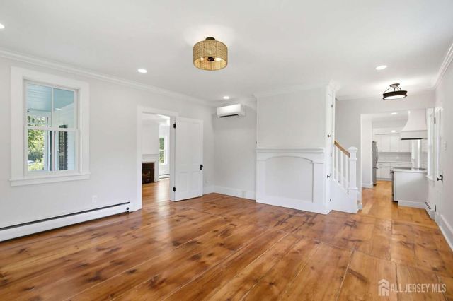 1 Cranbury Neck Road, Cranbury, NJ 08512