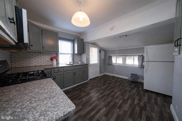 607 WEST LAWN AVE, Reading, PA 19609