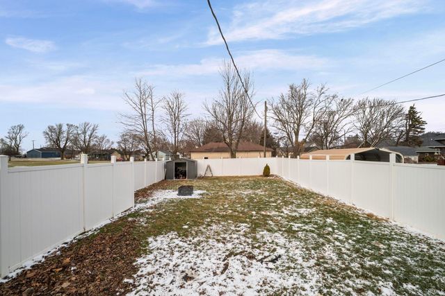 111 W 4th Street, Fowler, IN 47944