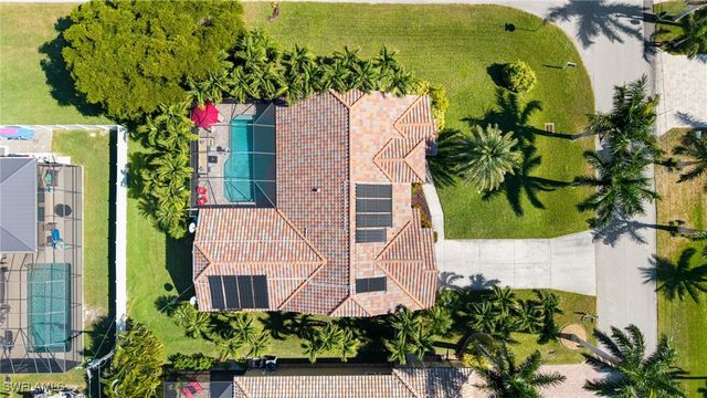 2215 SW 51st ST, Cape Coral, FL 33914