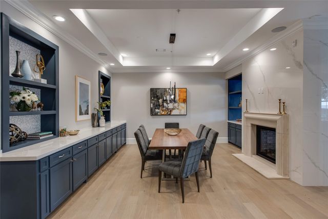 4201 Lomo Alto Drive 111, Highland Park, TX 75219