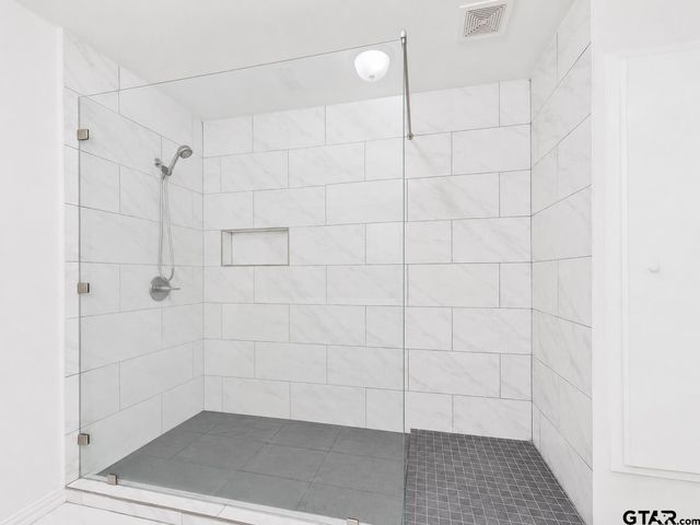 8677 State Hwy 19 S, Athens, TX 75751