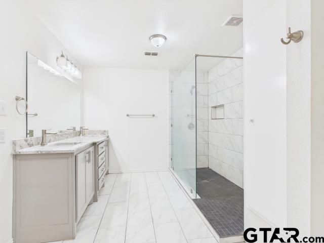 8677 State Hwy 19 S, Athens, TX 75751