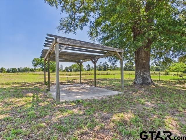 8677 State Hwy 19 S, Athens, TX 75751