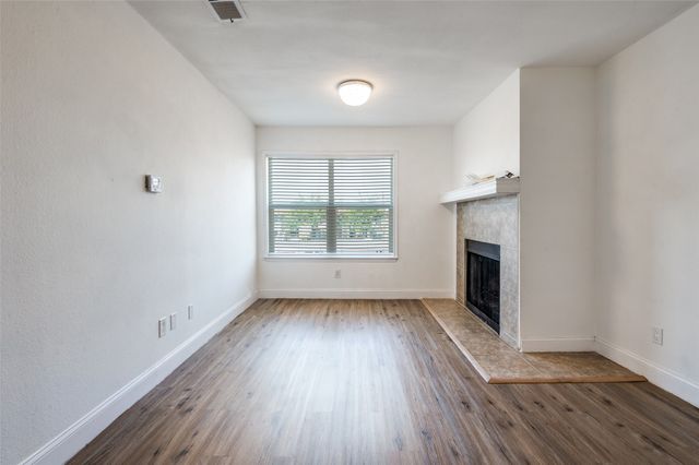 2200 E Trinity Mills Road 206, Carrollton, TX 75006