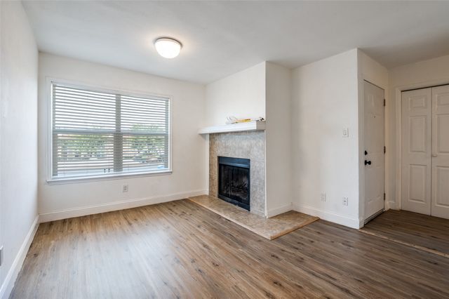 2200 E Trinity Mills Road 206, Carrollton, TX 75006