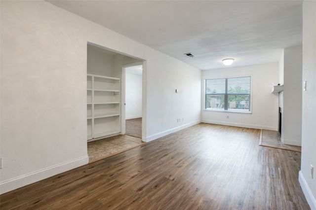 2200 E Trinity Mills Road 206, Carrollton, TX 75006