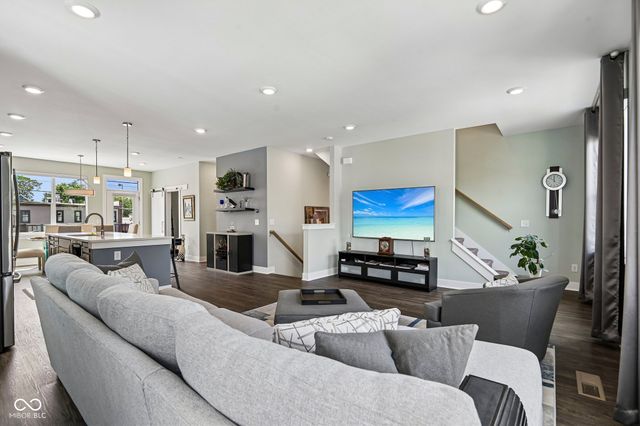1829 Livery Way, Indianapolis, IN 46202