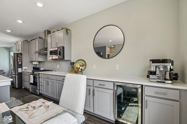 1829 Livery Way, Indianapolis, IN 46202