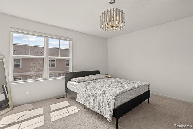 3211 Johanna Ware, Wixom, MI 48393