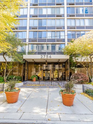 2754 N HAMPDEN Court 2105, Chicago, IL 60614