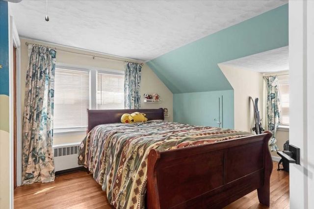 328 Stafford St, Leicester, MA 01611