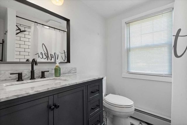 328 Stafford St, Leicester, MA 01611