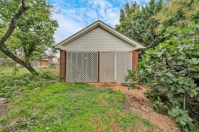 2704 Floraland DR NW, Roanoke, VA 24012