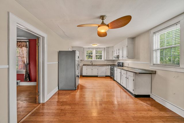 2704 Floraland DR NW, Roanoke, VA 24012