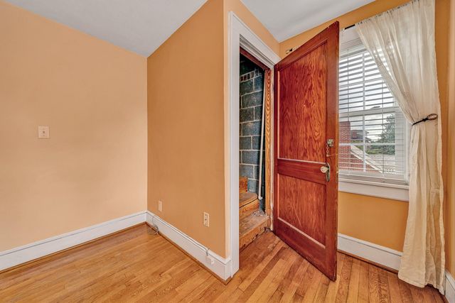 2704 Floraland DR NW, Roanoke, VA 24012