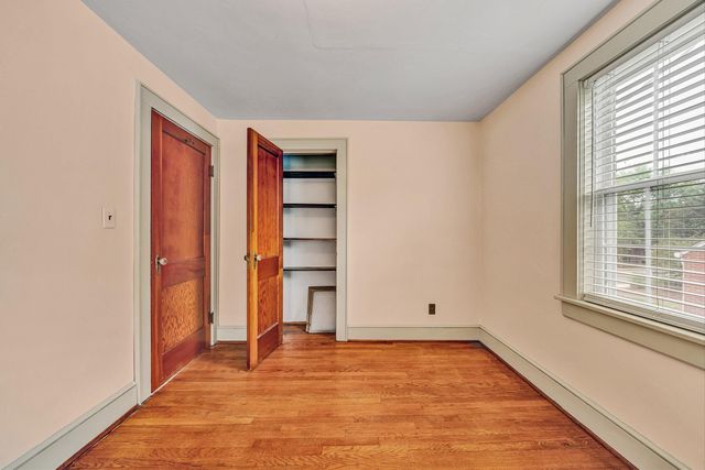 2704 Floraland DR NW, Roanoke, VA 24012