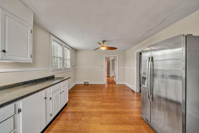 2704 Floraland DR NW, Roanoke, VA 24012