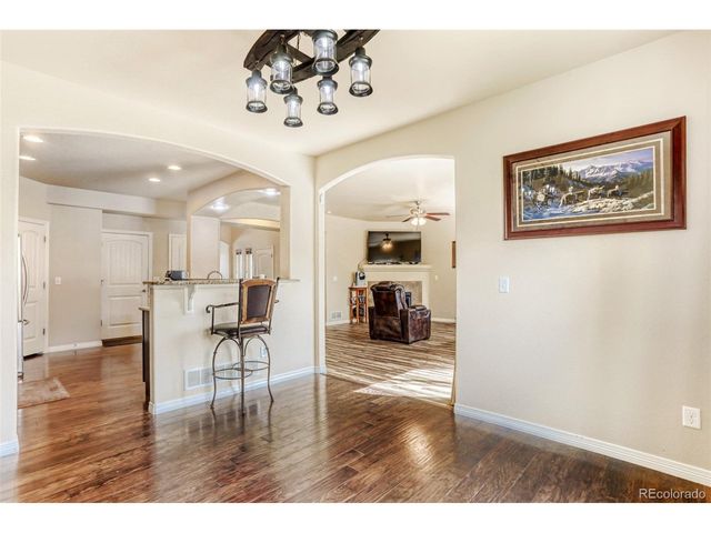 2760 Bridle Dr, Mead, CO 80542