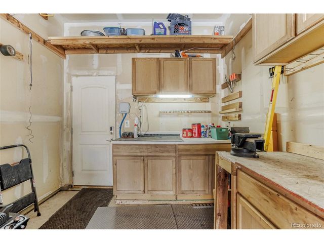 2760 Bridle Dr, Mead, CO 80542