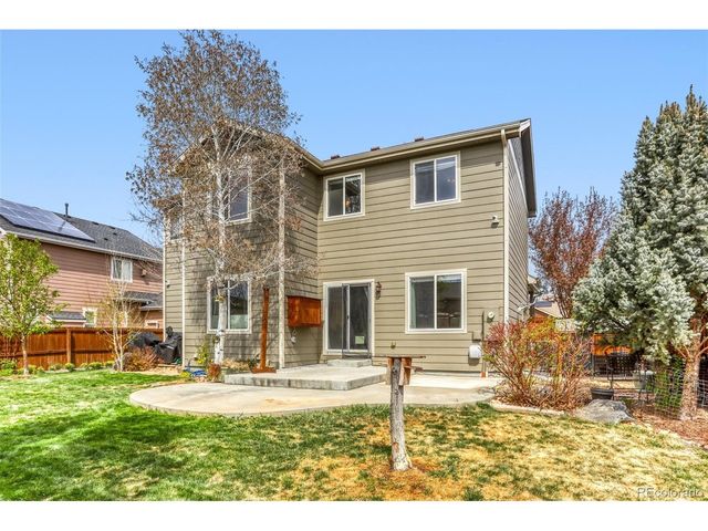 2760 Bridle Dr, Mead, CO 80542