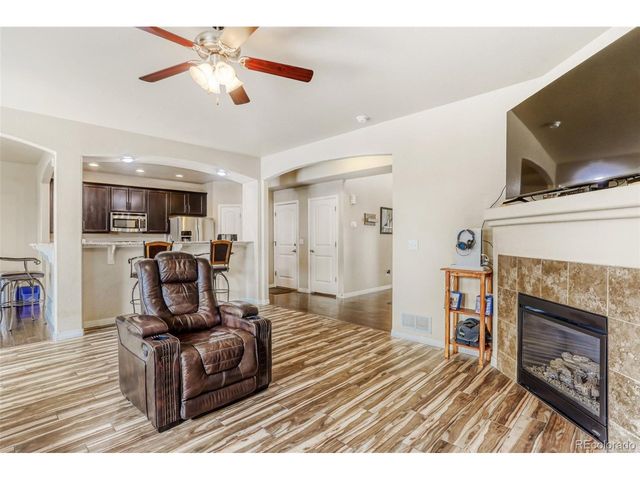 2760 Bridle Dr, Mead, CO 80542