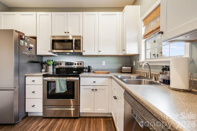 486 Cardwell Lane, Fletcher, NC 28732