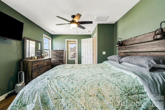 486 Cardwell Lane, Fletcher, NC 28732