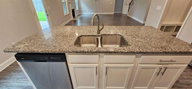 352 Newshaw Drive, Lawrenceville, GA 30046