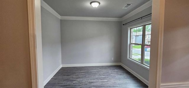 352 Newshaw Drive, Lawrenceville, GA 30046