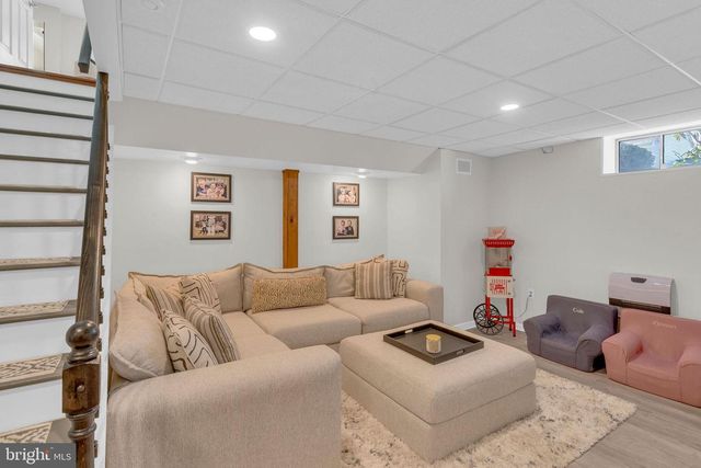 16 OLD DUTCH WAY, Harleysville, PA 19438