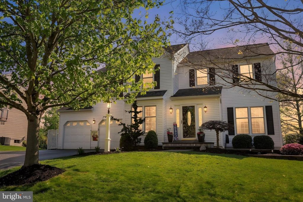 16 OLD DUTCH WAY, Harleysville, PA 19438
