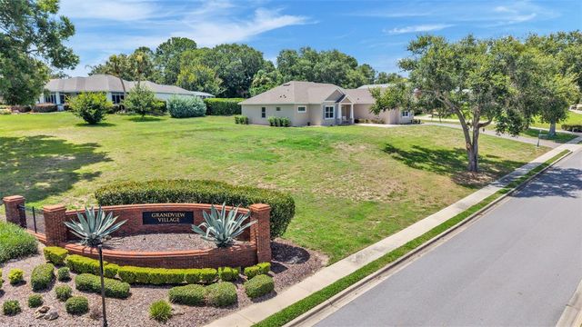5701 CRESTVIEW DRIVE, Lady Lake, FL 32159