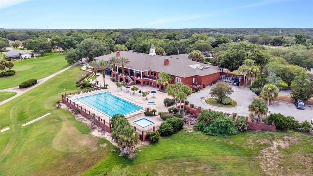 5701 CRESTVIEW DRIVE, Lady Lake, FL 32159