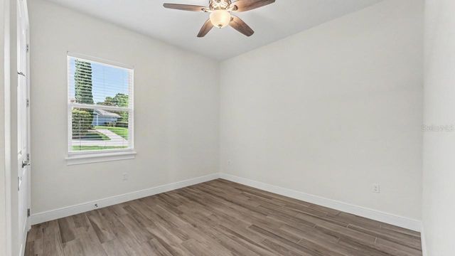 5701 CRESTVIEW DRIVE, Lady Lake, FL 32159