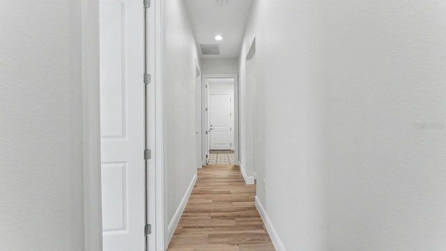 5701 CRESTVIEW DRIVE, Lady Lake, FL 32159