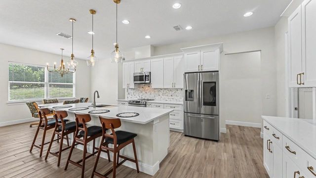 5701 CRESTVIEW DRIVE, Lady Lake, FL 32159