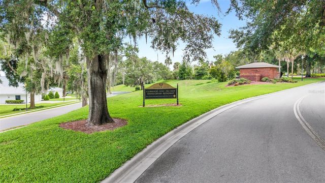 5701 CRESTVIEW DRIVE, Lady Lake, FL 32159