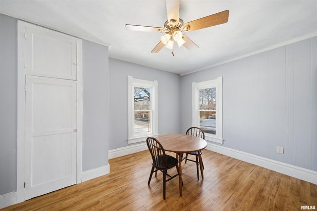 1427 N SHERIDAN Road, Peoria, IL 61606