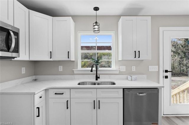 819 Bridge Street, Eden, NC 27288