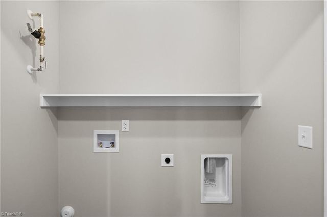 819 Bridge Street, Eden, NC 27288