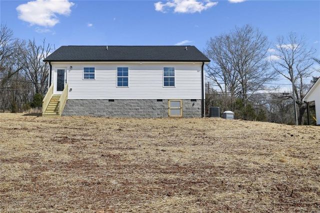 819 Bridge Street, Eden, NC 27288