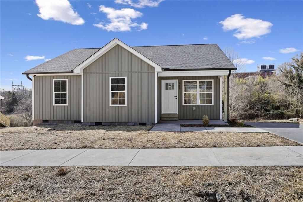 819 Bridge Street, Eden, NC 27288