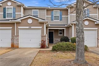 332 Oak Leaf Place, Acworth, GA 30102