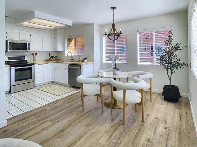 13802 Pinkard Way 25, El Cajon, CA 92021