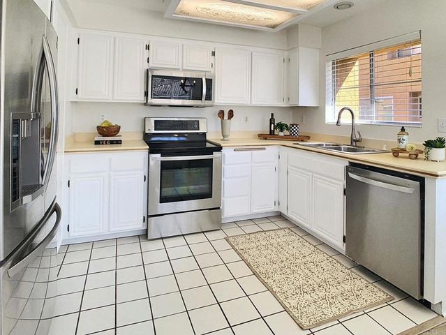 13802 Pinkard Way 25, El Cajon, CA 92021