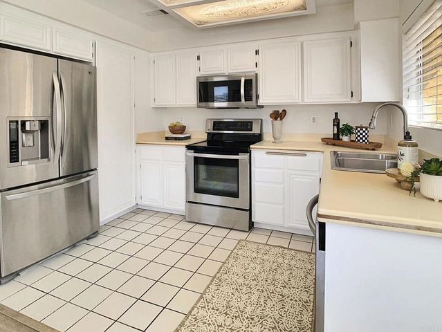 13802 Pinkard Way 25, El Cajon, CA 92021