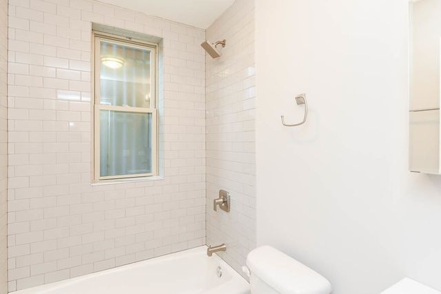 640 W WRIGHTWOOD Avenue 109, Chicago, IL 60614