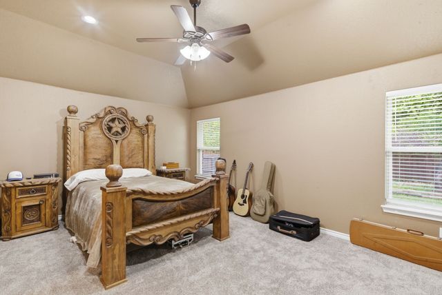 940 Elk Ridge Drive, Stephenville, TX 76401