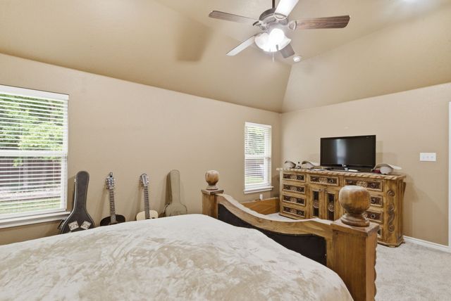 940 Elk Ridge Drive, Stephenville, TX 76401